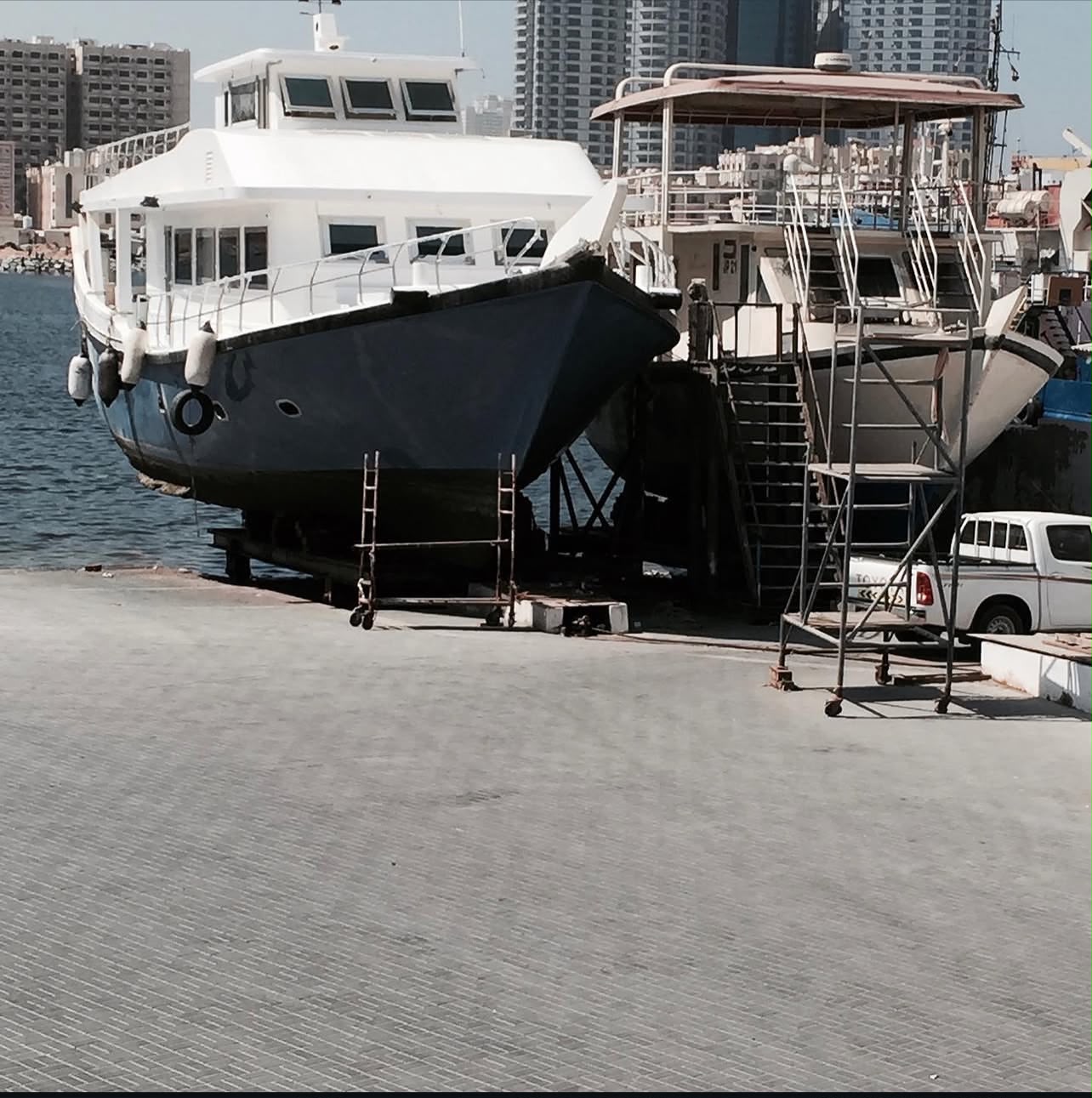 AL BOOM Marine maintenance shipyard